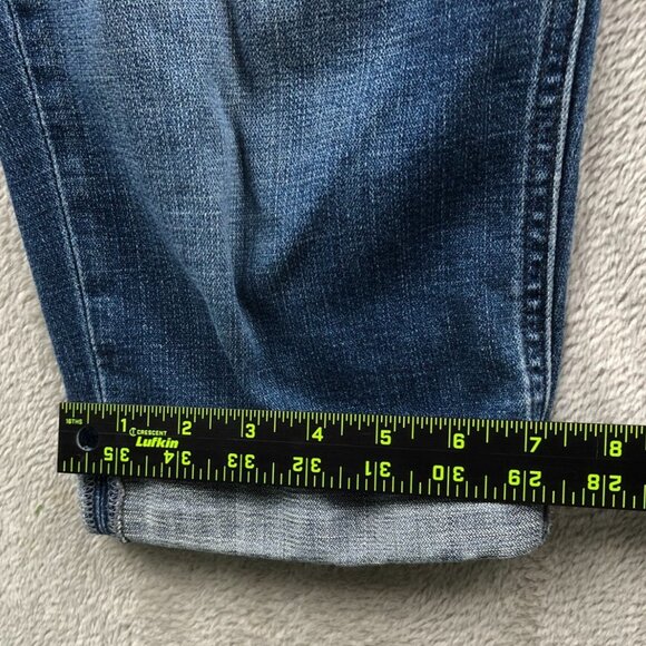 Levi's Womens Capri Jeans Size 10 Blue Denim Medium Wash Casual Rolled Hem - Picture 8 of 15